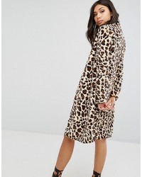 Manteau de fourrure imprimé léopard beige PrettyLittleThing