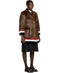 Manteau de fourrure marron foncé Thom Browne