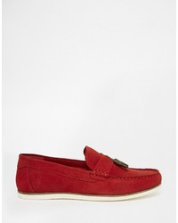 Mocassins à pampilles en daim rouges Asos