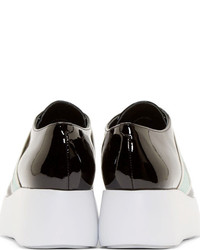 Mocassins plateforme en cuir noirs et blancs Kenzo