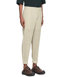 Pantalon chino beige Homme Plissé Issey Miyake