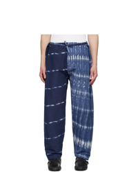 Pantalon chino bleu marine et blanc