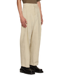 Pantalon chino en velours côtelé beige AMOMENTO