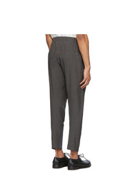 Pantalon chino gris foncé Issey Miyake Men