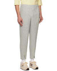 Pantalon chino gris Homme Plissé Issey Miyake