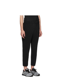 Pantalon chino noir Homme Plissé Issey Miyake