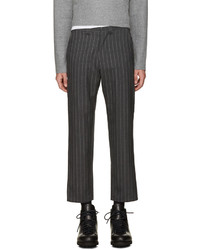 Pantalon de costume en laine à rayures verticales gris foncé Nanamica