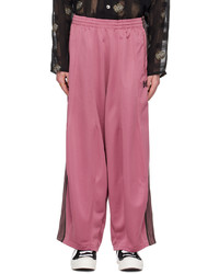 Pantalon de jogging brodé rose