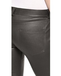 Pantalon slim en cuir noir