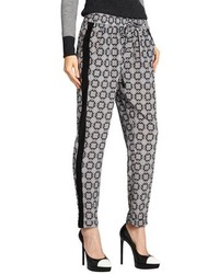 Pantalon style pyjama blanc et noir