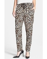 Pantalon style pyjama imprimé léopard marron