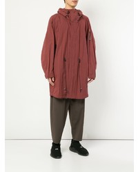 Parka rouge Kazuyuki Kumagai