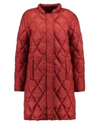 Parka rouge Part Two