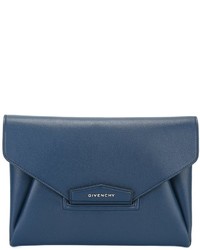 Pochette bleue Givenchy