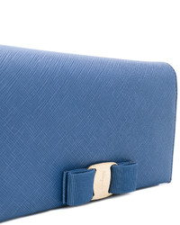 Pochette bleue Salvatore Ferragamo