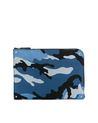 Pochette camouflage bleue Valentino