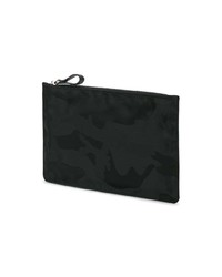 Pochette camouflage noire Valentino