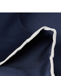 Pochette de costume bleu marine
