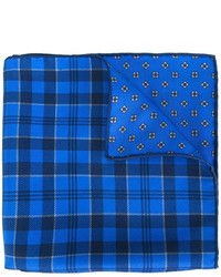 Pochette de costume en soie écossaise bleue Kiton