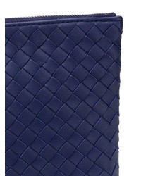 Pochette en cuir bleu marine Bottega Veneta