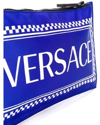 Pochette en cuir imprimée bleue Versace