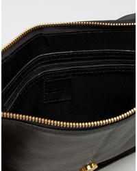 Pochette en daim noire Asos