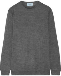 Pull en laine en tricot gris foncé