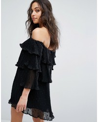 Robe à épaules dénudées en chiffon noir