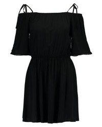 Robe à épaules dénudées noir Pieces