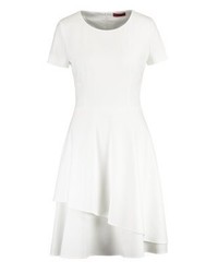 Robe beige Hugo Boss