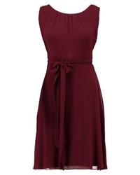Robe bordeaux Comma