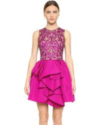 Robe brodée fuchsia Marchesa