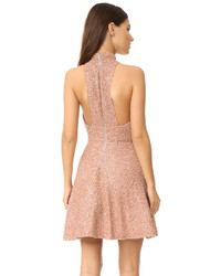 Robe brodée rose Alice + Olivia