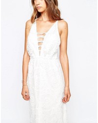 Robe de plage blanche