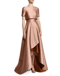 Robe de soirée en satin marron clair