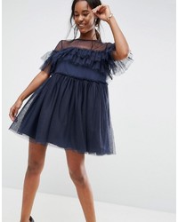 Robe de tulle à volants bleu marine Asos