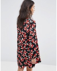 Robe décontractée à fleurs noire Brave Soul