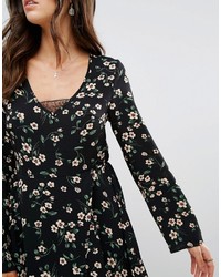 Robe décontractée à fleurs noire Brave Soul