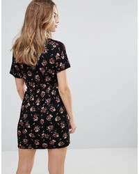 Robe décontractée à fleurs noire Daisy Street