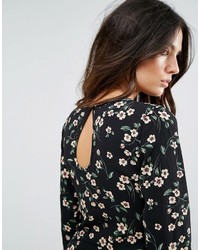 Robe décontractée à fleurs noire Brave Soul