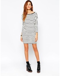 Robe décontractée à rayures horizontales blanche et noire Asos