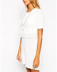 Robe décontractée en crochet blanche Asos