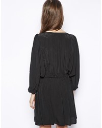 Robe décontractée en soie noire Dress Gallery