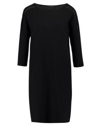 Robe décontractée noire Opus