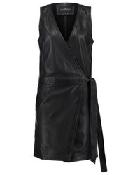 Robe droite en cuir noire Designers Remix