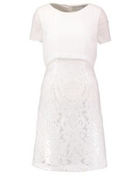 Robe droite en dentelle blanche Barbara Schwarzer