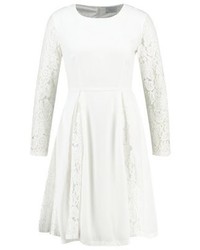 Robe droite en dentelle blanche Carolina Cavour