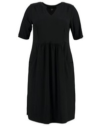 Robe droite noire Evans