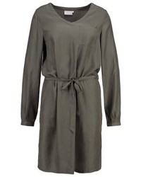 Robe droite olive Kaffe
