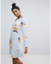 Robe en cachemire à volants bleu clair